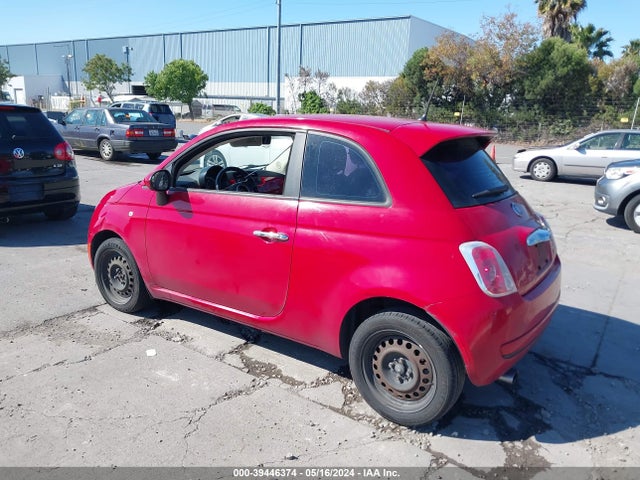 2013 FIAT 500 3C3CFFAR8DT674115 Photo 2