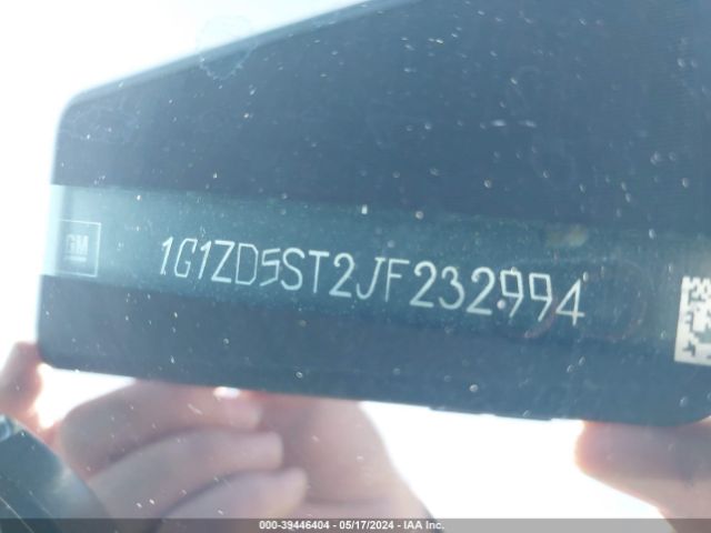 1G1ZD5ST2JF232994 Chevrolet MALIBU LT
