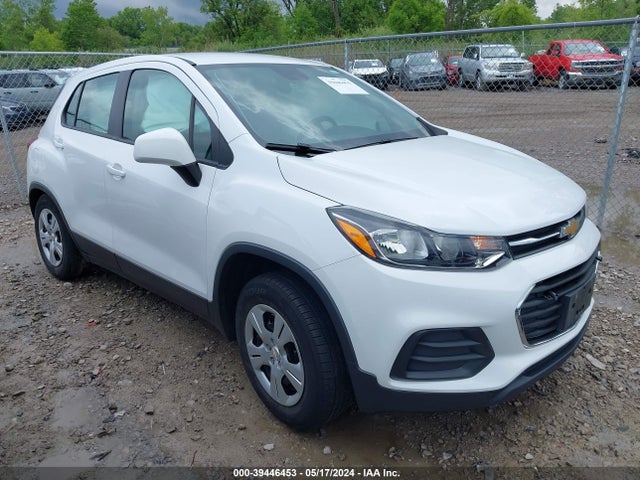 Chevrolet TRAX LS 2017 3GNCJKSB4HL277969 main image