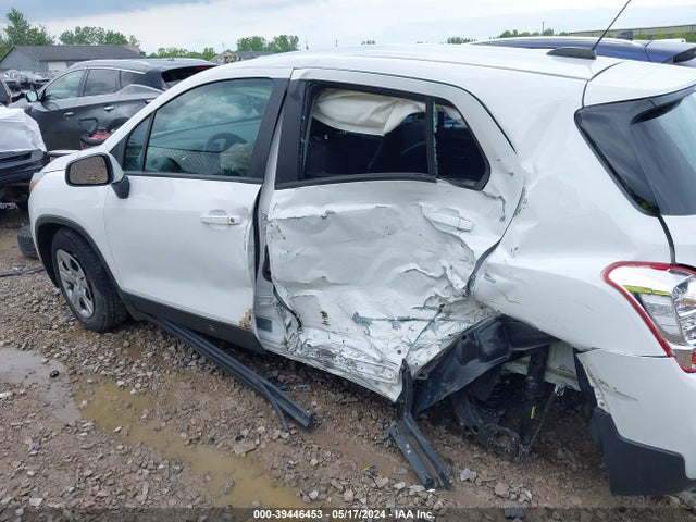 Chevrolet TRAX LS 2017 3GNCJKSB4HL277969 Image 15