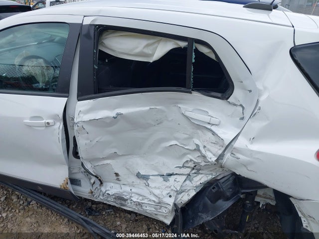 Chevrolet TRAX LS 2017 3GNCJKSB4HL277969 Image 6