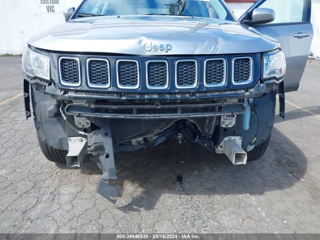 Jeep Compass Latitude 4x4 2019 3C4NJDBB6KT601296 Image 6