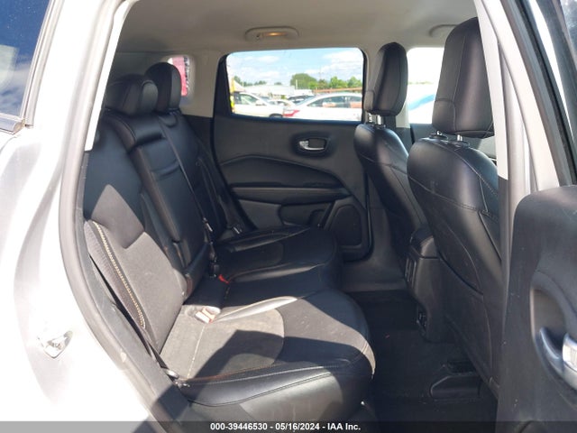 Jeep Compass Latitude 4x4 2019 3C4NJDBB6KT601296 Image 8