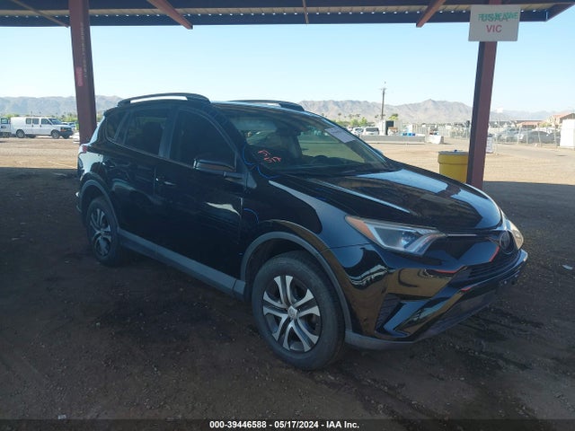 Toyota RAV4 LE 2017 2T3ZFREV6HW323121 главное изображение