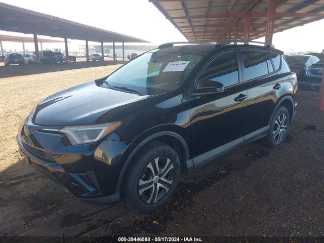 Toyota RAV4 LE 2017 2T3ZFREV6HW323121 Image 2