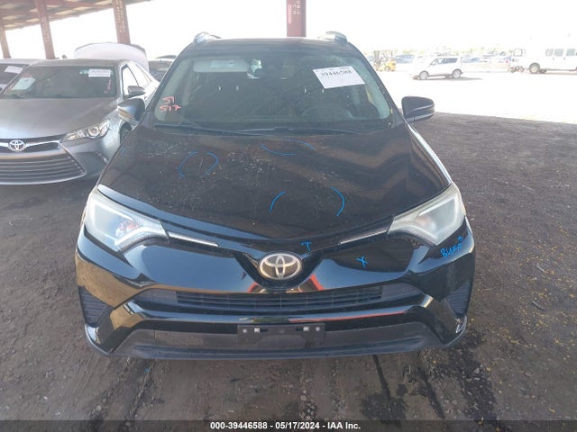 Toyota RAV4 LE 2017 2T3ZFREV6HW323121 Image 6