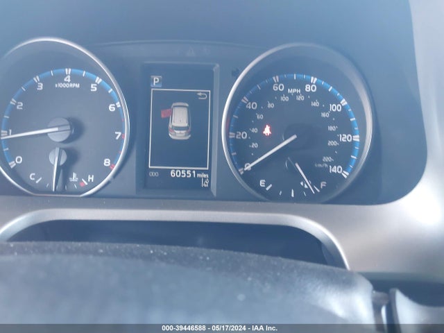 Toyota RAV4 LE 2017 2T3ZFREV6HW323121 Image 7
