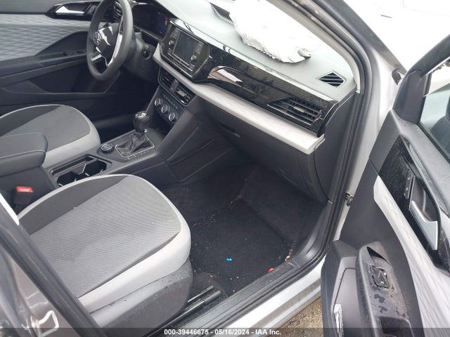3VVAX7B21NM071785 Volkswagen Taos 1.5t S