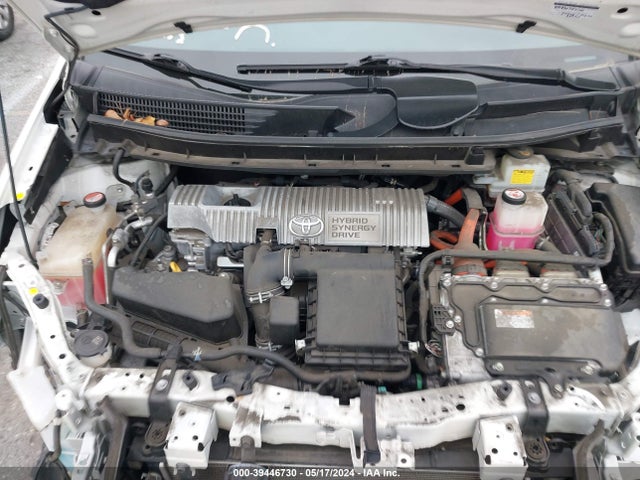 Toyota Prius V Four 2017 JTDZN3EU7HJ059610 Image 10