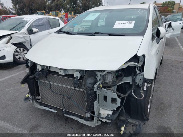 Toyota Prius V Four 2017 JTDZN3EU7HJ059610 Image 6