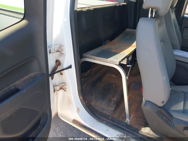 Chevrolet Colorado Wt 2019 1GCHSBEA2K1180685 Image 8