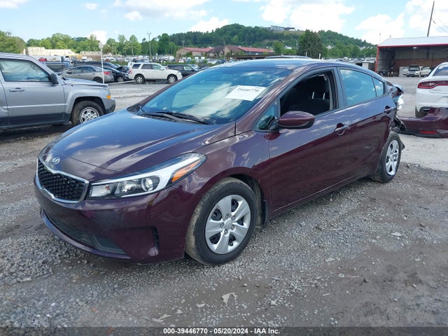 KIA FORTE LX 2018 3KPFL4A71JE255818 Image 2