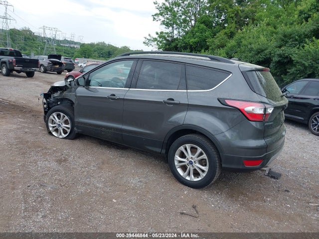 Ford ESCAPE SE 2018 1FMCU9GD0JUB94677 Image 3