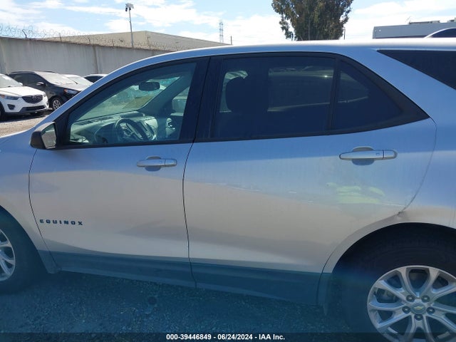 Chevrolet EQUINOX LS 2019 3GNAXHEV6KS560577 Image 14