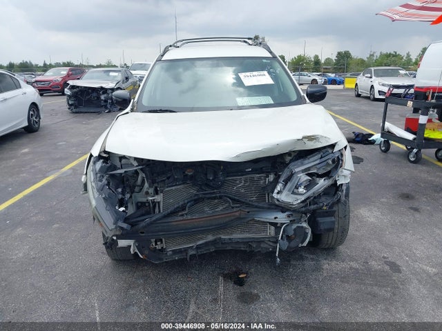 Nissan ROGUE SV 2017 5N1AT2MVXHC812425 Image 13