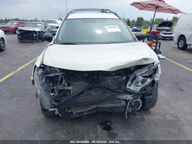 Nissan ROGUE SV 2017 5N1AT2MVXHC812425 Image 6