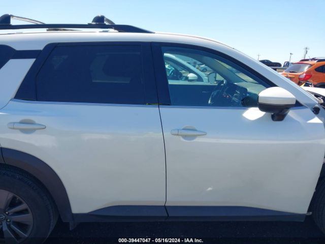 5N1DR3BAXNC247431 Nissan Pathfinder Sv 2wd