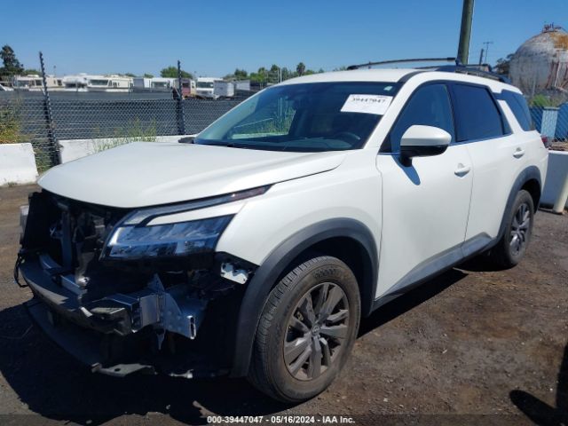 5N1DR3BAXNC247431 Nissan Pathfinder Sv 2wd