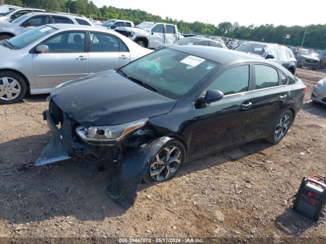 3KPF24AD2ME345010 KIA Forte Lxs
