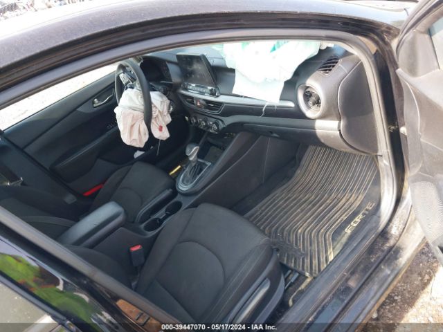 3KPF24AD2ME345010 KIA Forte Lxs