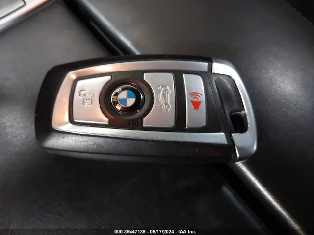 BMW 750li Xdrive 2015 WBAYF8C53FD654142 Image 11