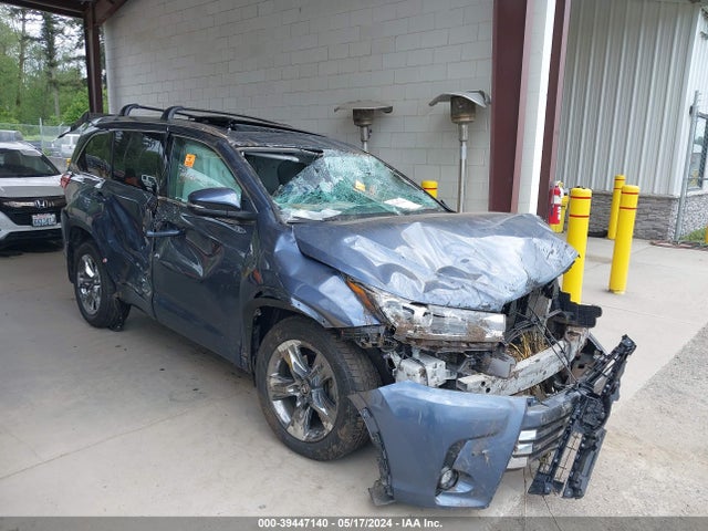 Toyota Highlander Limited Platinum 2019 5TDDZRFH0KS936659 main image