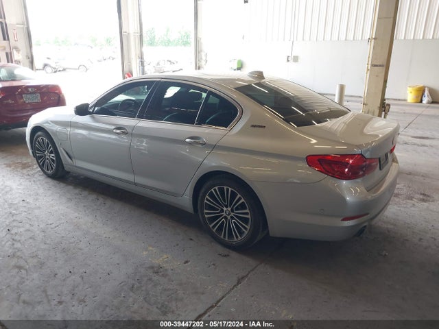 WBAJB1C59JG623912 BMW 530e Xdrive Iperformance
