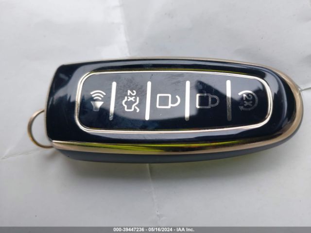 1FMCU9JX2EUE22882 Ford Escape Titanium