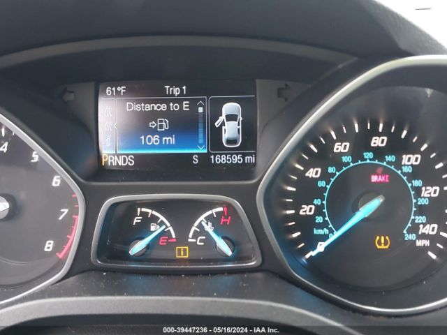 1FMCU9JX2EUE22882 Ford Escape Titanium