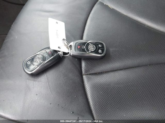1G4ZP5SZ5JU143575 Buick Lacrosse Essence