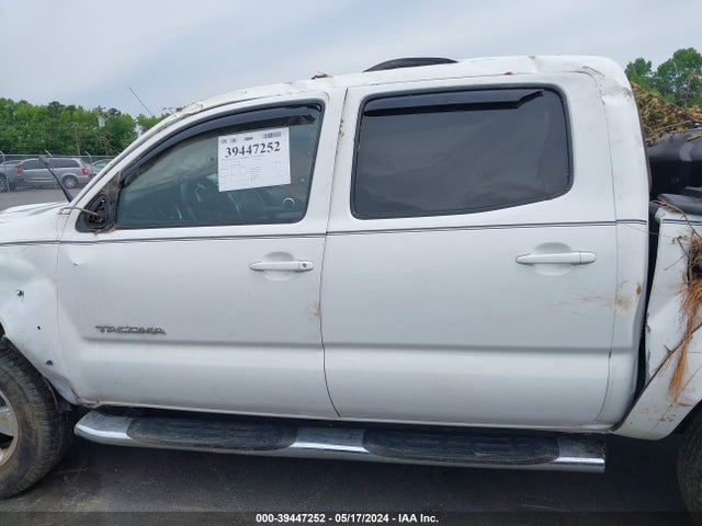 Toyota Tacoma Base V6 2015 3TMLU4ENXFM186052 Image 14