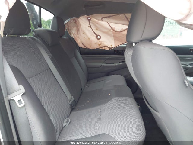 Toyota Tacoma Base V6 2015 3TMLU4ENXFM186052 Image 8