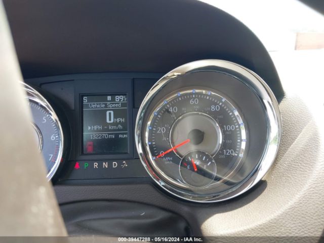 2C4RC1GG8ER461709 Chrysler Town & Country Limited