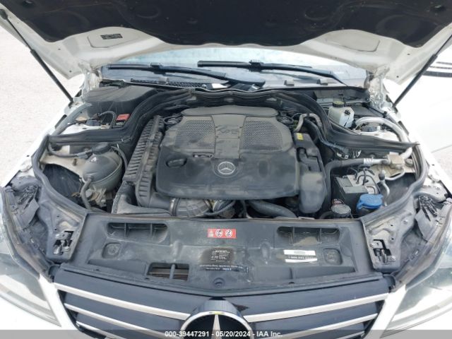 WDDGF8AB7ER321134 Mercedes-Benz C 300 Luxury 4matic/sport 4matic