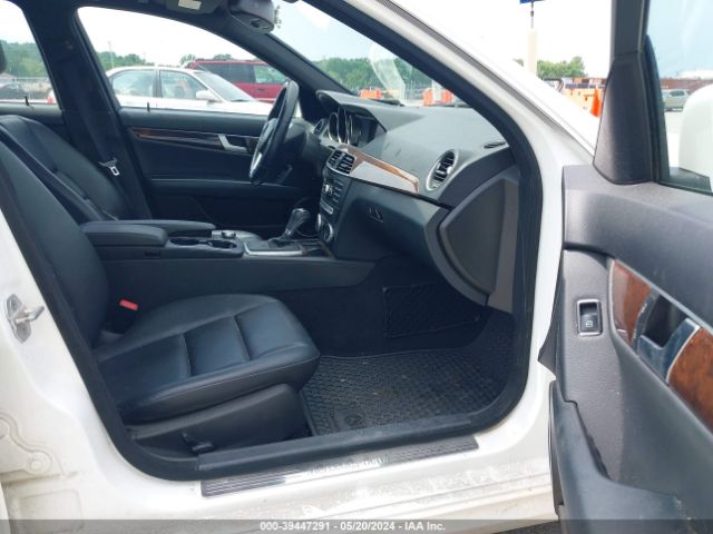WDDGF8AB7ER321134 Mercedes-Benz C 300 Luxury 4matic/sport 4matic