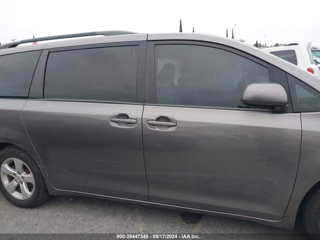 Toyota Sienna Le 8 Passenger 2015 5TDKK3DC9FS680835 Image 12