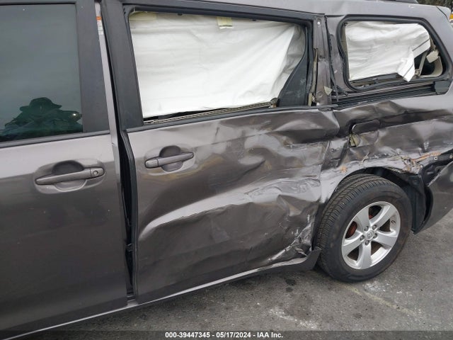 Toyota Sienna Le 8 Passenger 2015 5TDKK3DC9FS680835 Image 6