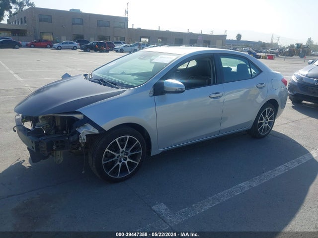 Toyota Corolla Se Special Edition 2017 5YFBURHE6HP620242 Image 2