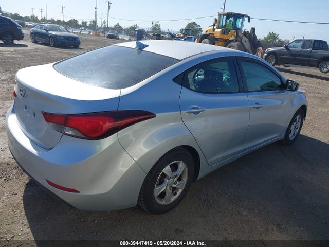 Hyundai ELANTRA SE 2014 5NPDH4AE1EH516535 Image 4