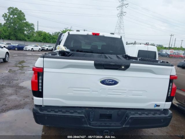 1FTVW1EL5NWG02460 Ford F-150 Lightning Pro