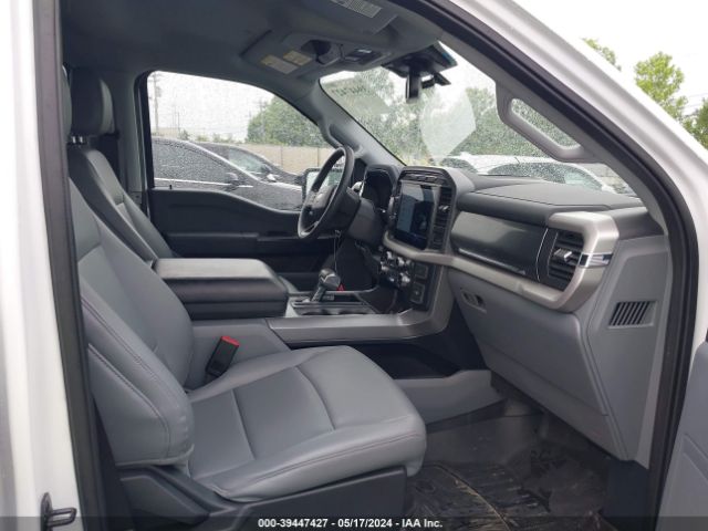 1FTVW1EL5NWG02460 Ford F-150 Lightning Pro