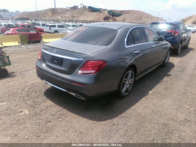 WDDZF4KB9HA228439 Mercedes-Benz E 300 4matic
