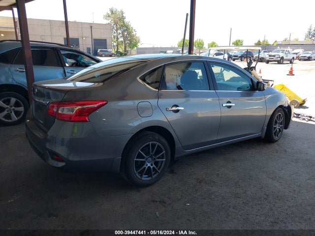 Nissan SENTRA S 2019 3N1AB7APXKY384593 Image 4
