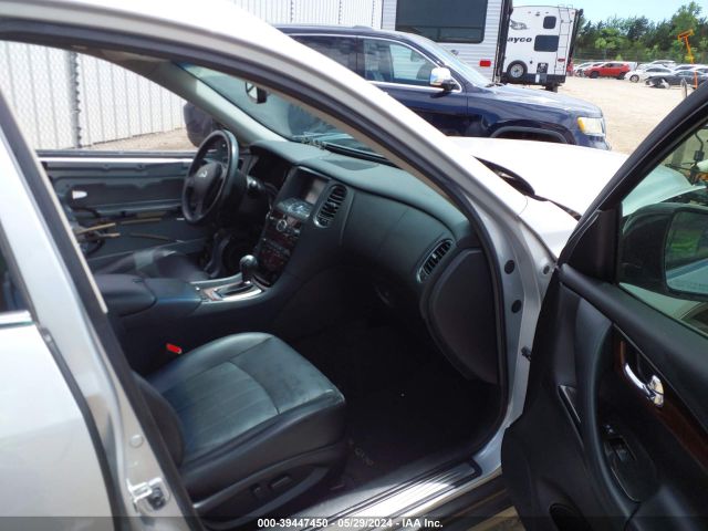 JN1BJ0RP9HM388231 Infiniti QX50