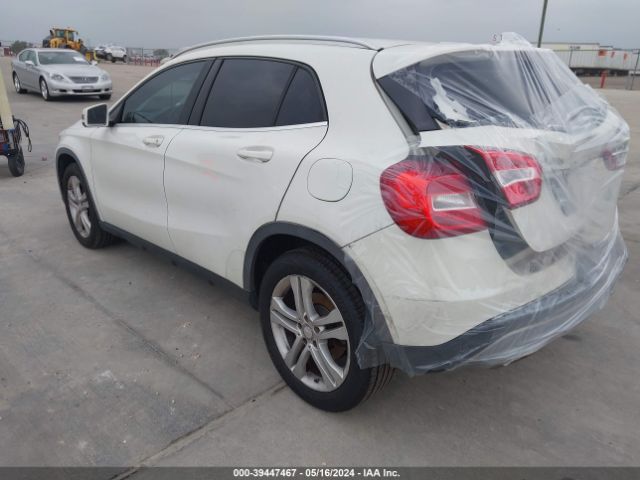 WDCTG4EB2HJ318521 Mercedes-Benz GLA 250