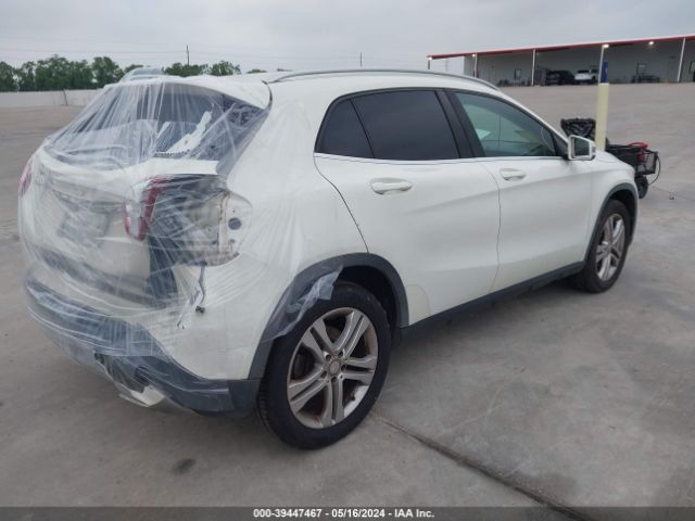 WDCTG4EB2HJ318521 Mercedes-Benz GLA 250