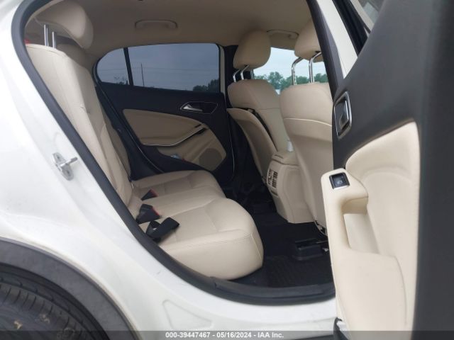 WDCTG4EB2HJ318521 Mercedes-Benz GLA 250