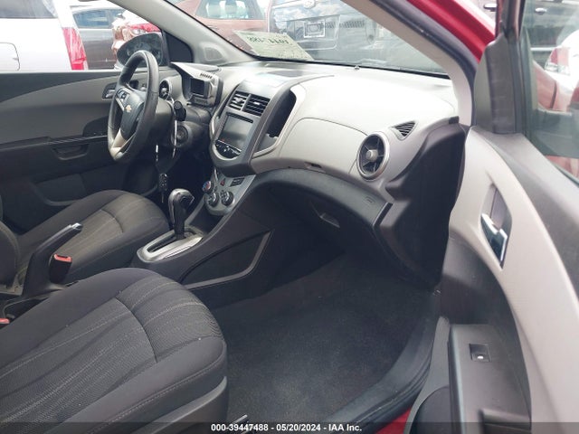 Chevrolet Sonic Lt Auto 2014 1G1JC5SH9E4156588 Image 5