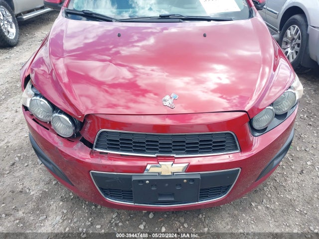 Chevrolet Sonic Lt Auto 2014 1G1JC5SH9E4156588 Image 6