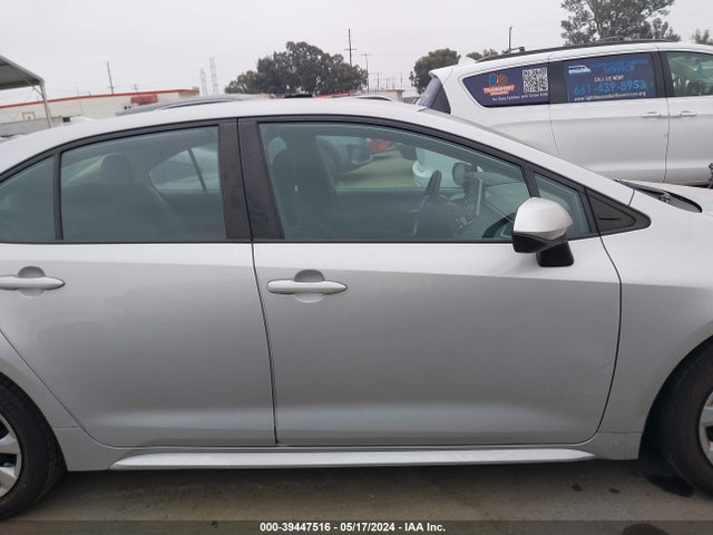 Toyota COROLLA LE 2020 5YFEPRAE2LP048951 Image 14